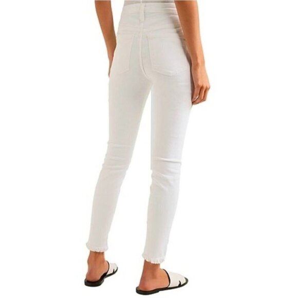 Madewell | 9" Mid-Rise Skinny Jeans in Pure White - Picture 3 of 13